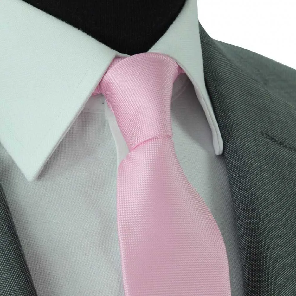 CRAVATE CLASSIQUE HOMME. TRÈS FIN QUADRILLAGE ROSE – Image 3