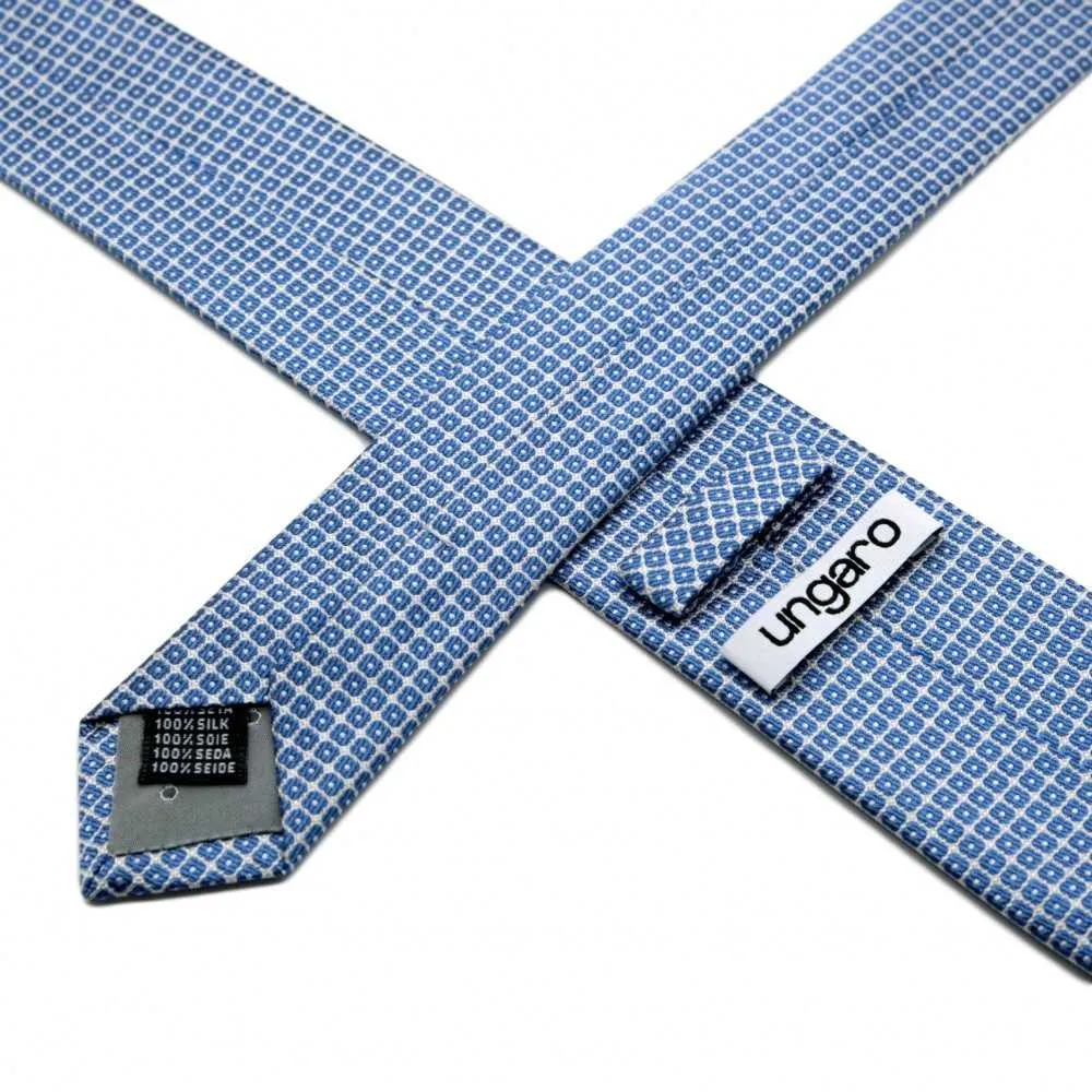 CRAVATE HOMME DE MARQUE UNGARO. BLEU CIEL À MOTIFS CARRÉS – Image 3
